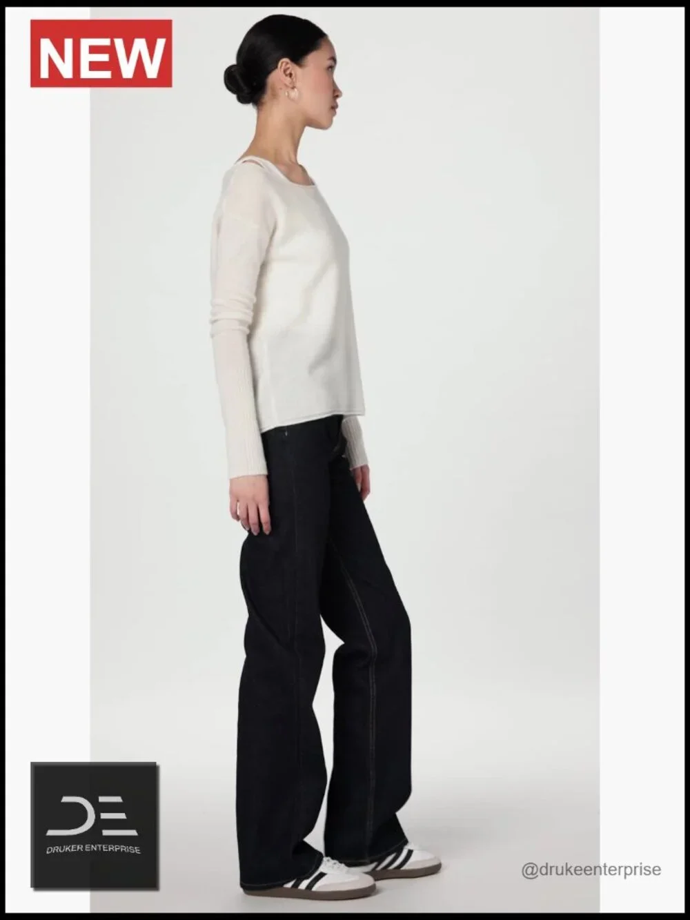 Lightweight Cashmere Boatneck Sweater Pullover